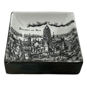 Altenkunstandt Germany Frankfurt on Main Black & White Porcelain Ashtray